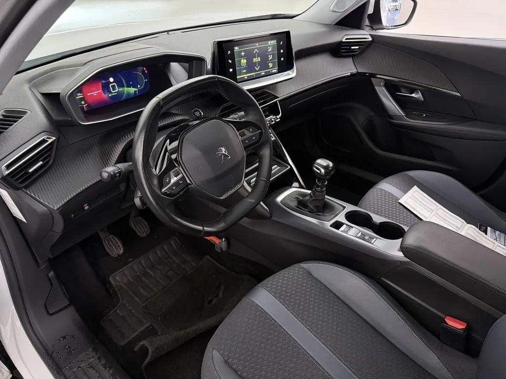 Peugeot 2008 suv 1.2 allure clim/nav/cam/lmv