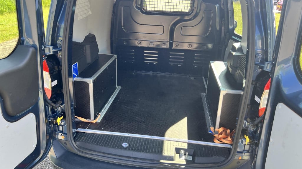 Ford Transit Courier 1.0 limited ecoboost s&s