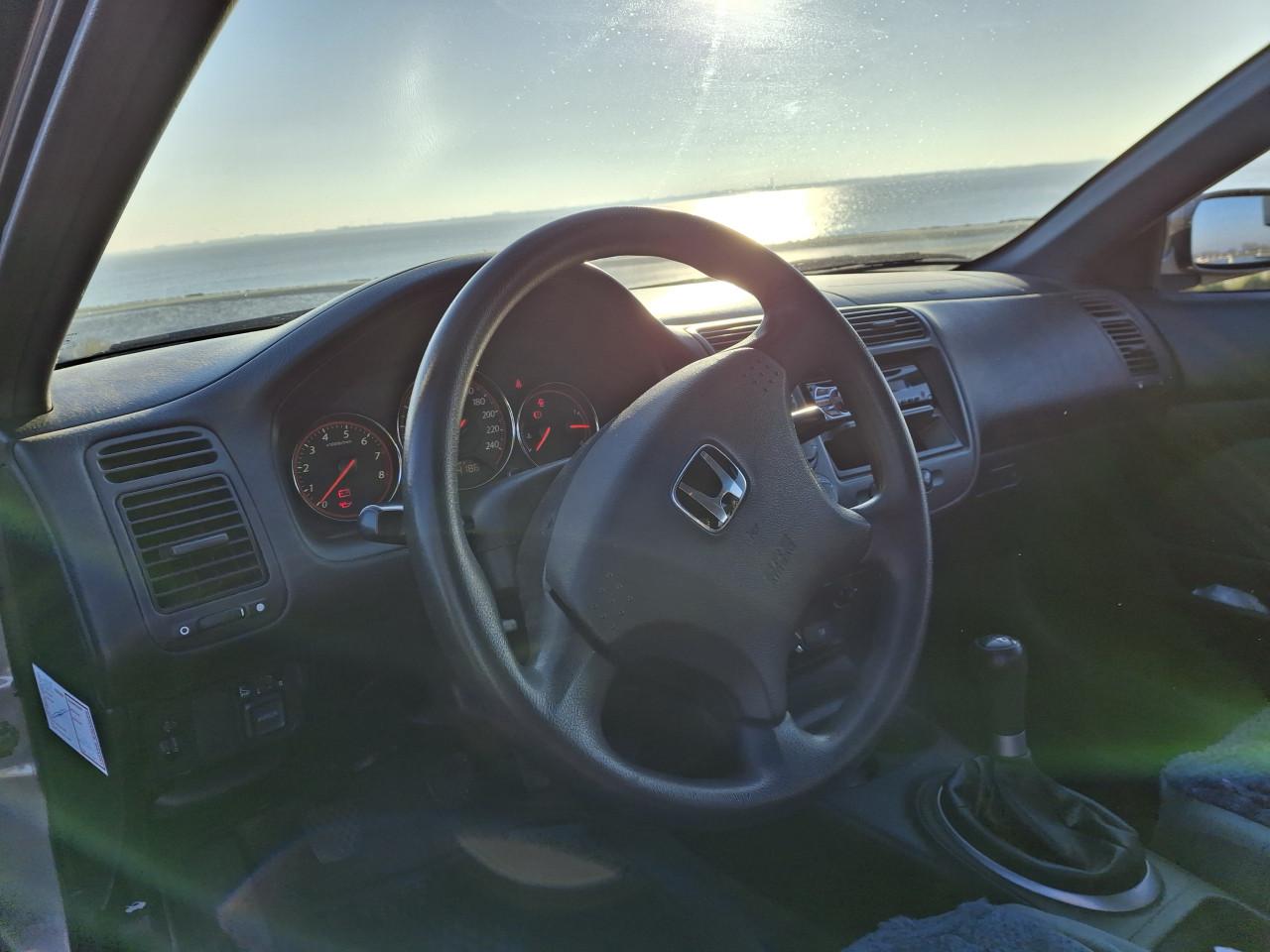 Civic Coupe 1.7 in zeer goede staat en zeer goed onderhouden