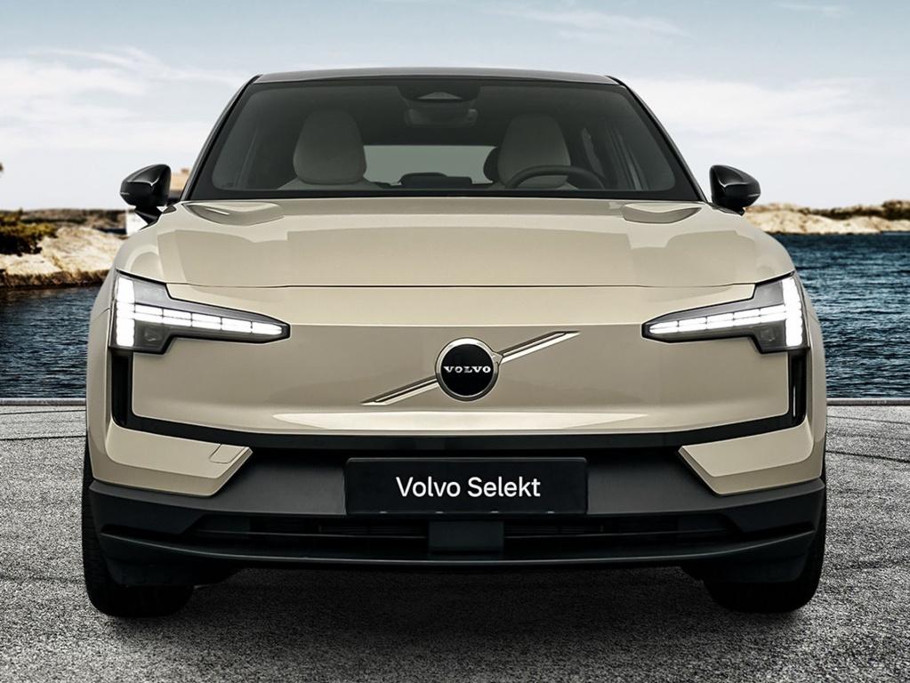 Volvo Ex30 p3 long range plus europa