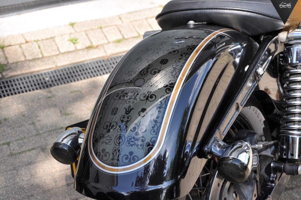 Harley-Davidson FXDWG Wide Glide 103