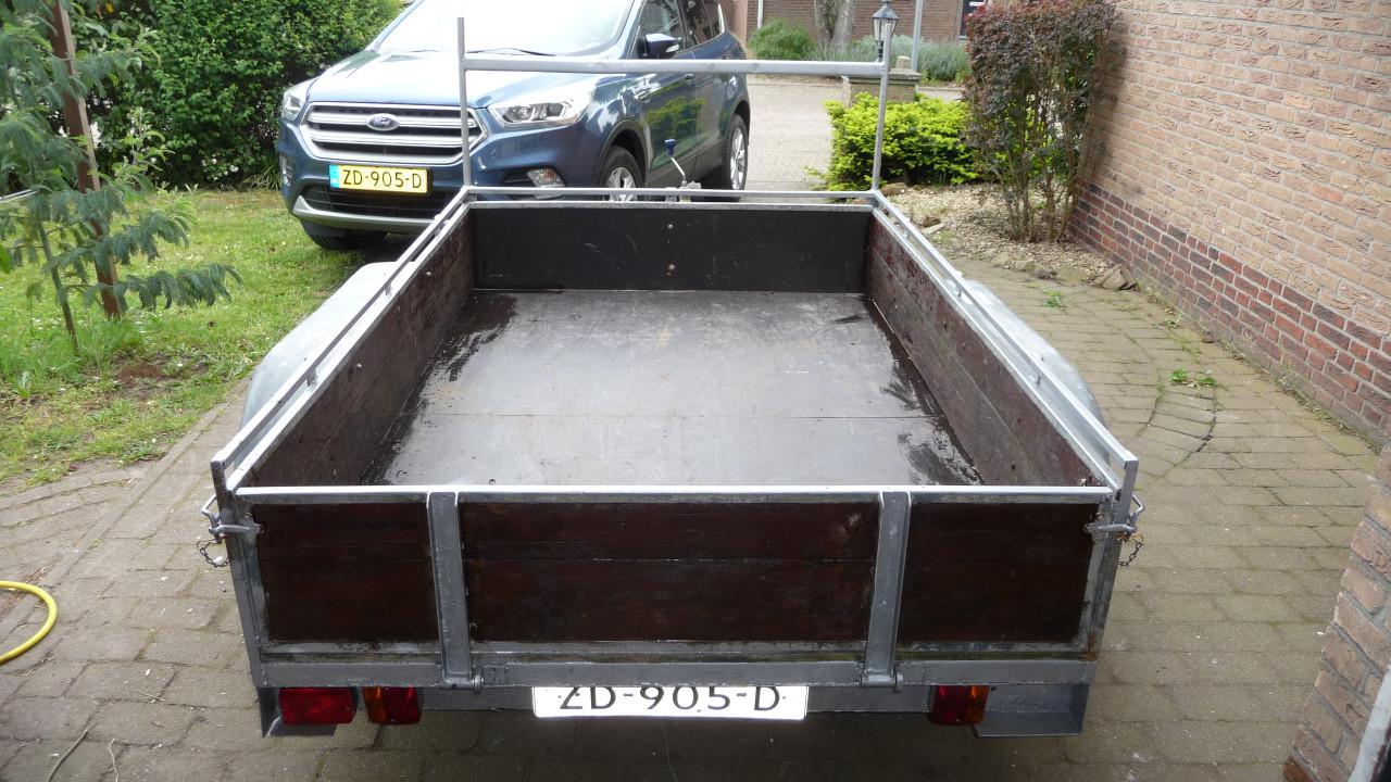 TE KOOP ONGEREMDE TANDEMASSER AANHANGER