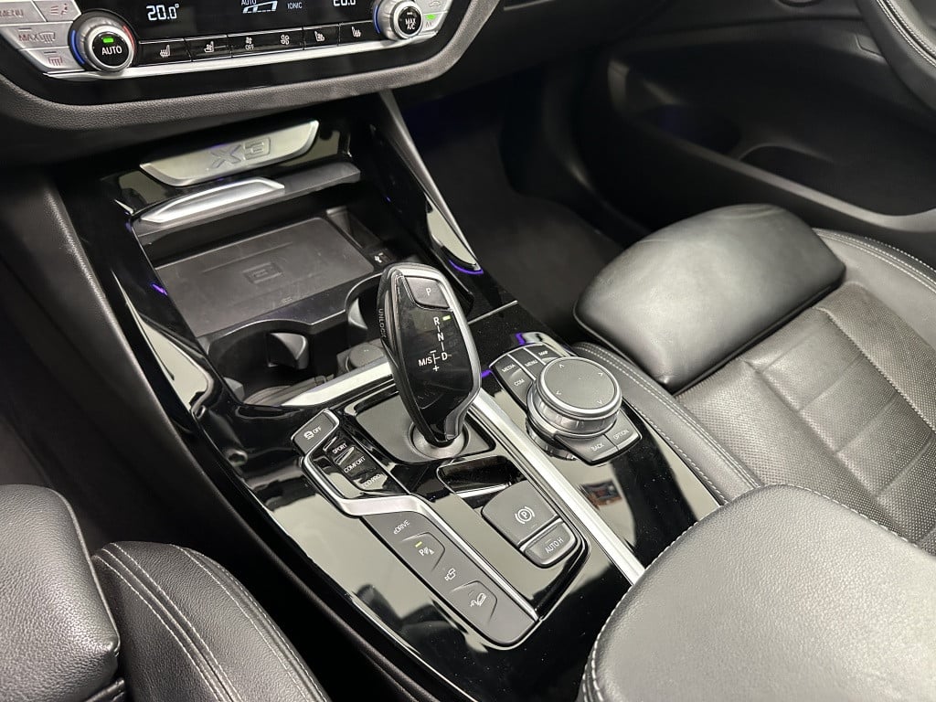 BMW X3 xdrive30e m-sport | stoelkoeling | panoramadak | 20'' |
