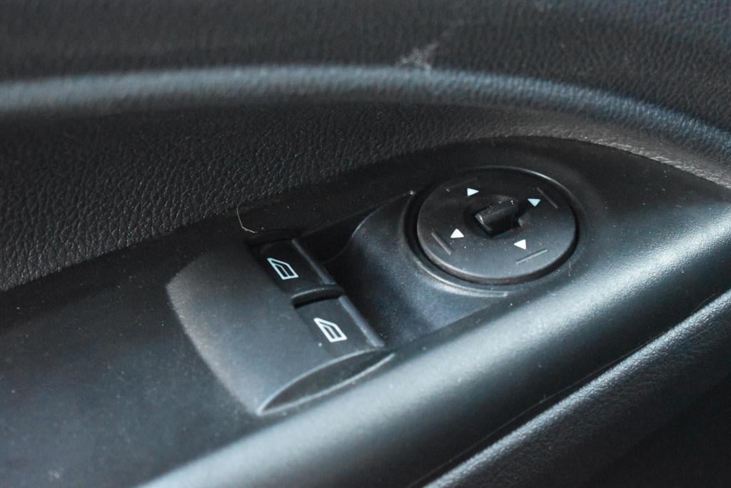 Ford Transit Connect 1.5 tdci l1 trend 100 pk | parkeersensoren achter | tr