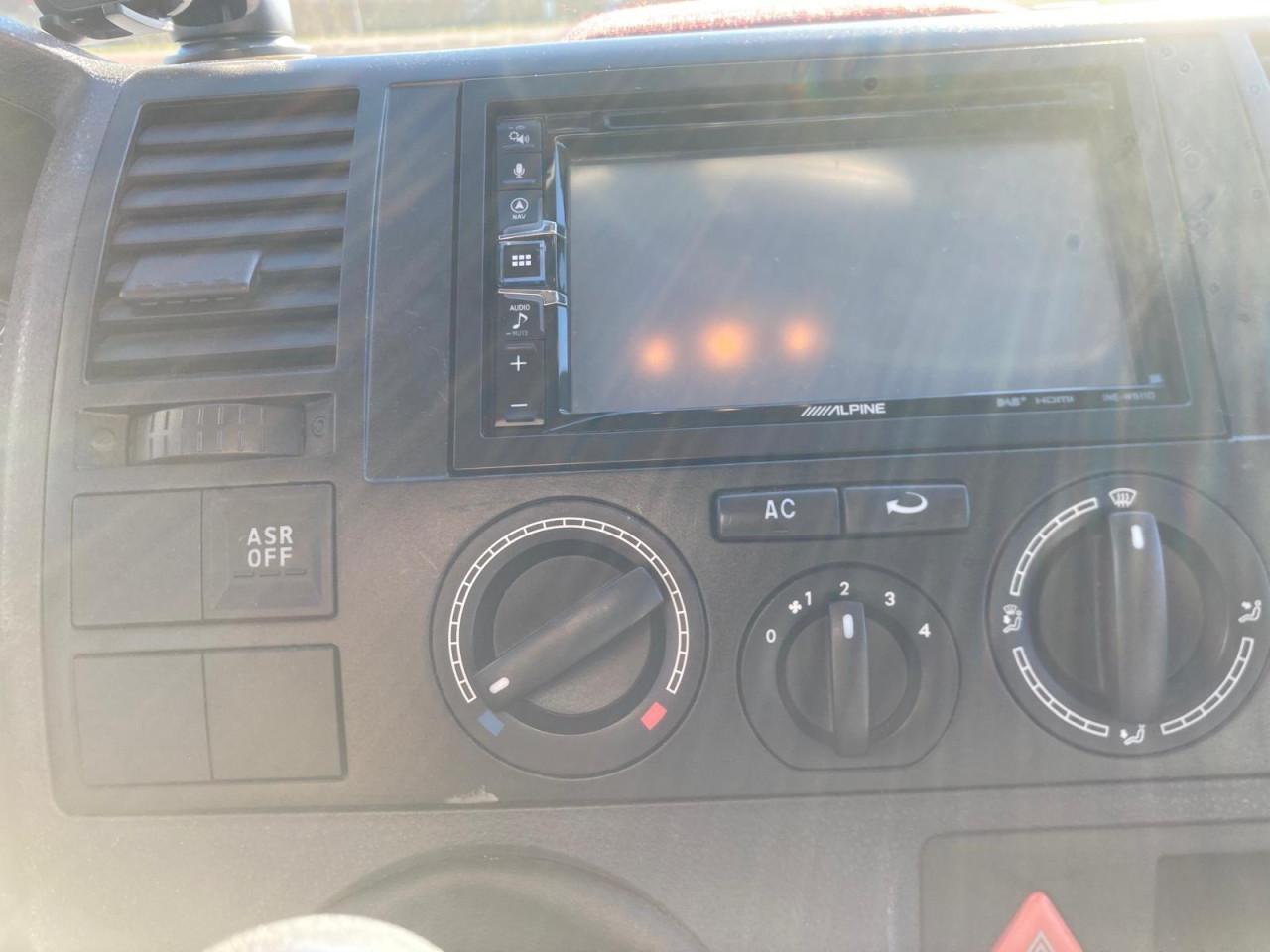 Volkswagen transporter t5 2.5