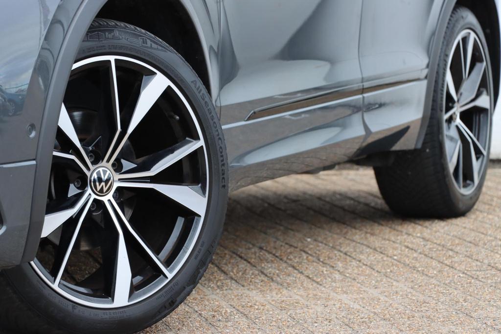 Volkswagen Tiguan 1.5 tsi r-line business+ 150pk dsg7