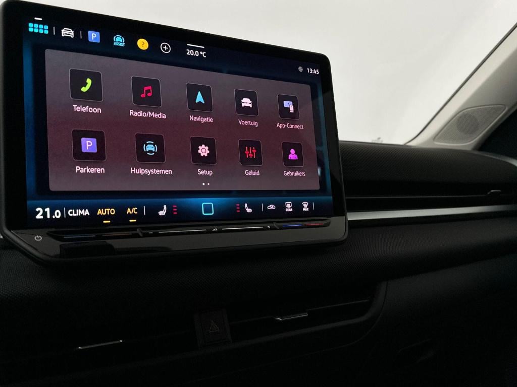 Volkswagen T-roc 1.5 etsi limited edition