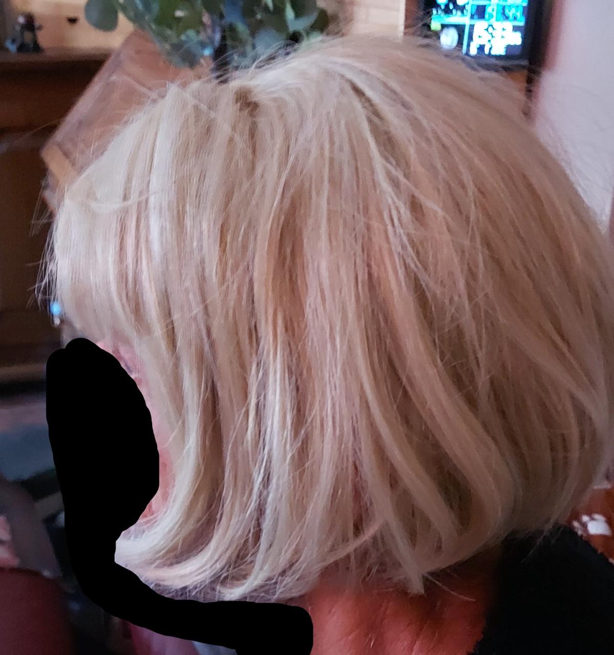 Korte pruiken. NIEUW