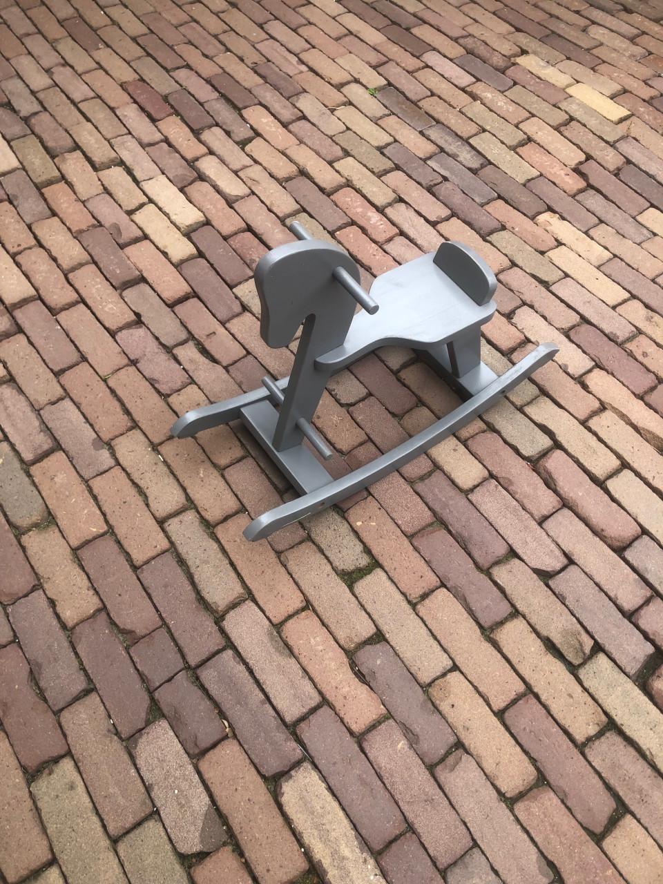 Houten Schommelpaard Grijs