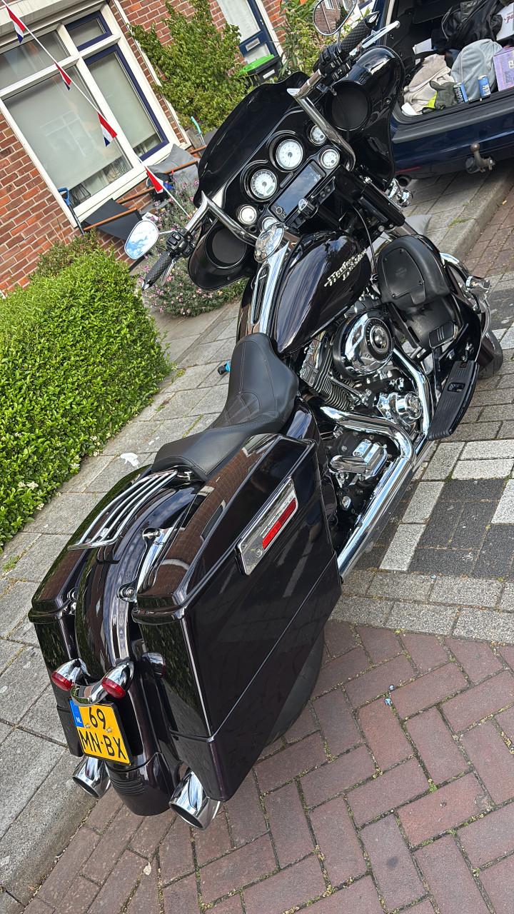 Harley davidson streetglide