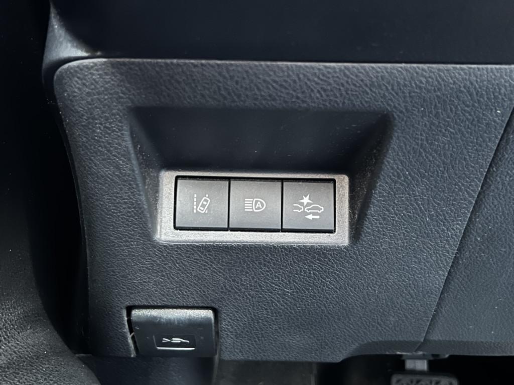 Toyota Yaris 1.5 vvt-i comfort | cruise control | trekhaak | lm velgen | bl