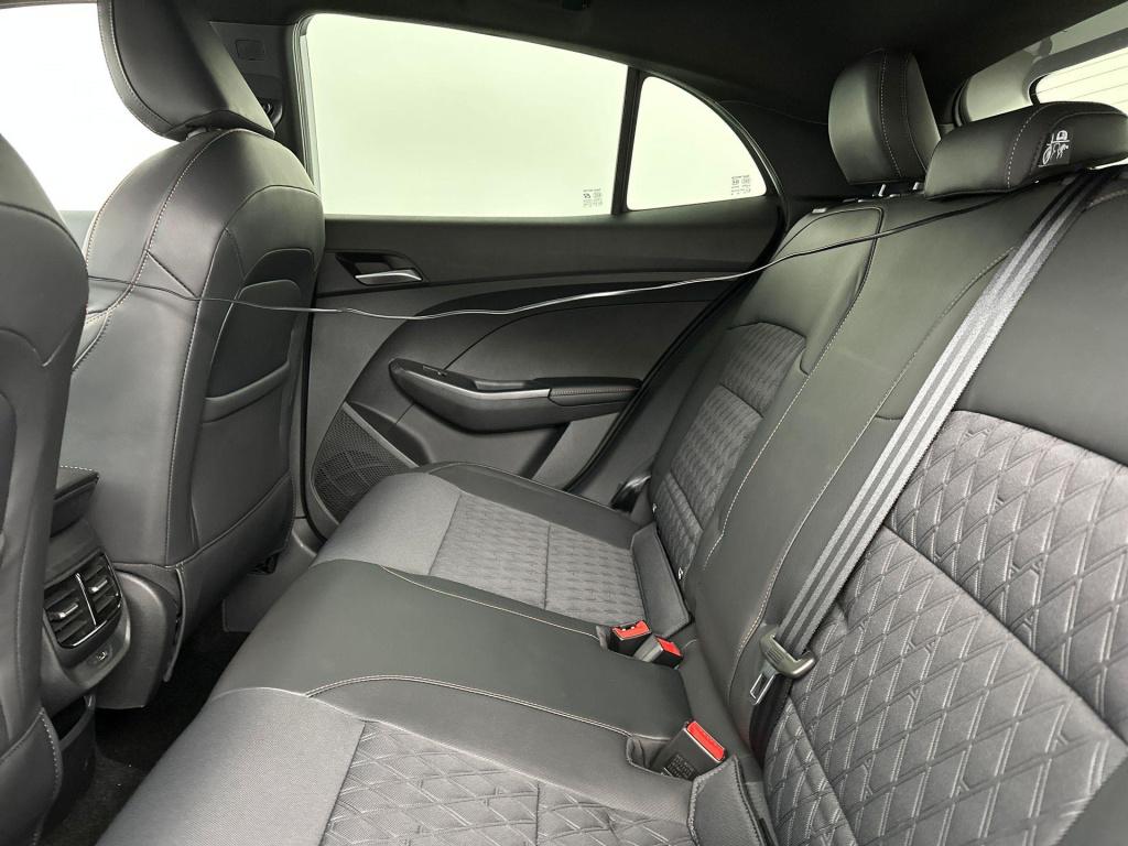 MG Mg3 1.5 hybrid+ luxury mg goes pakt uit! – op = op - 7 jaar garantie – r