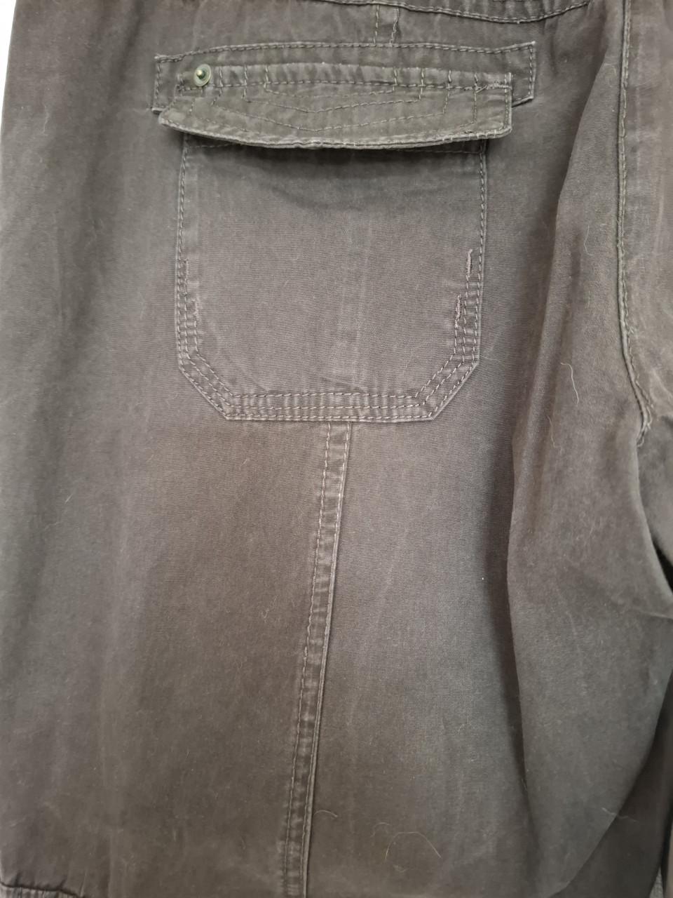 Miss Etam broek extra zakken en leuke details. Bruin. Maat 44