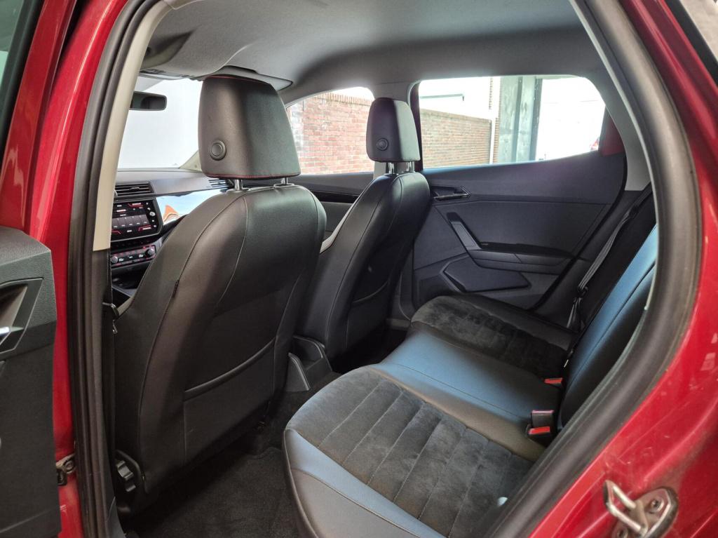 Seat Ibiza 1.0 tsi fr / apple carplay/ beats audio / adaptieve cruisecontro