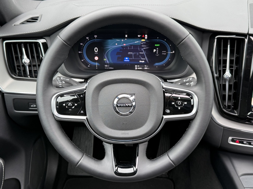 Volvo XC60 t6 398pk recharge black edition ultra dark full options !