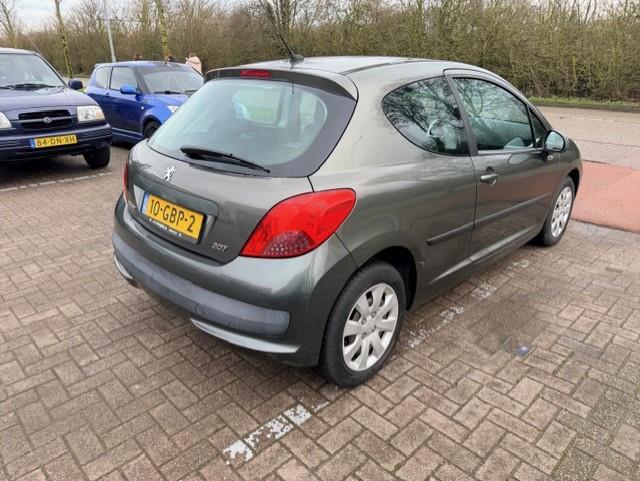 Peugeot 207 1.4 vti cool 'n blue