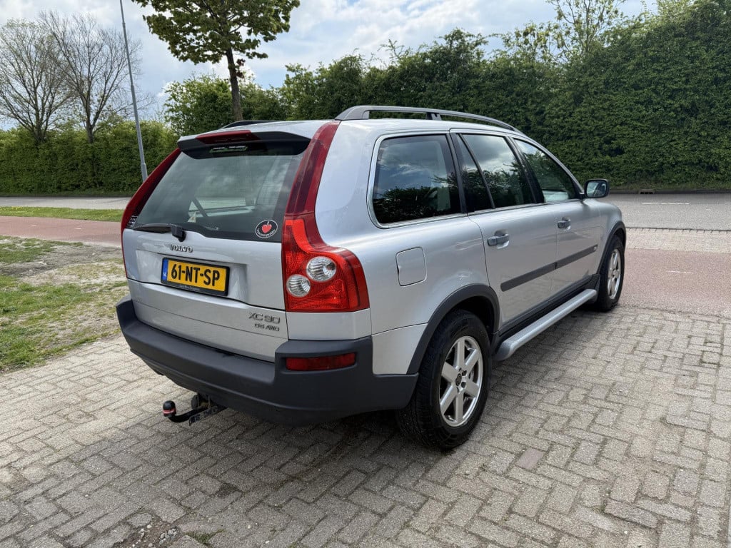 Volvo XC90 2.4 d5 exclusive automaat 7 persoons leder