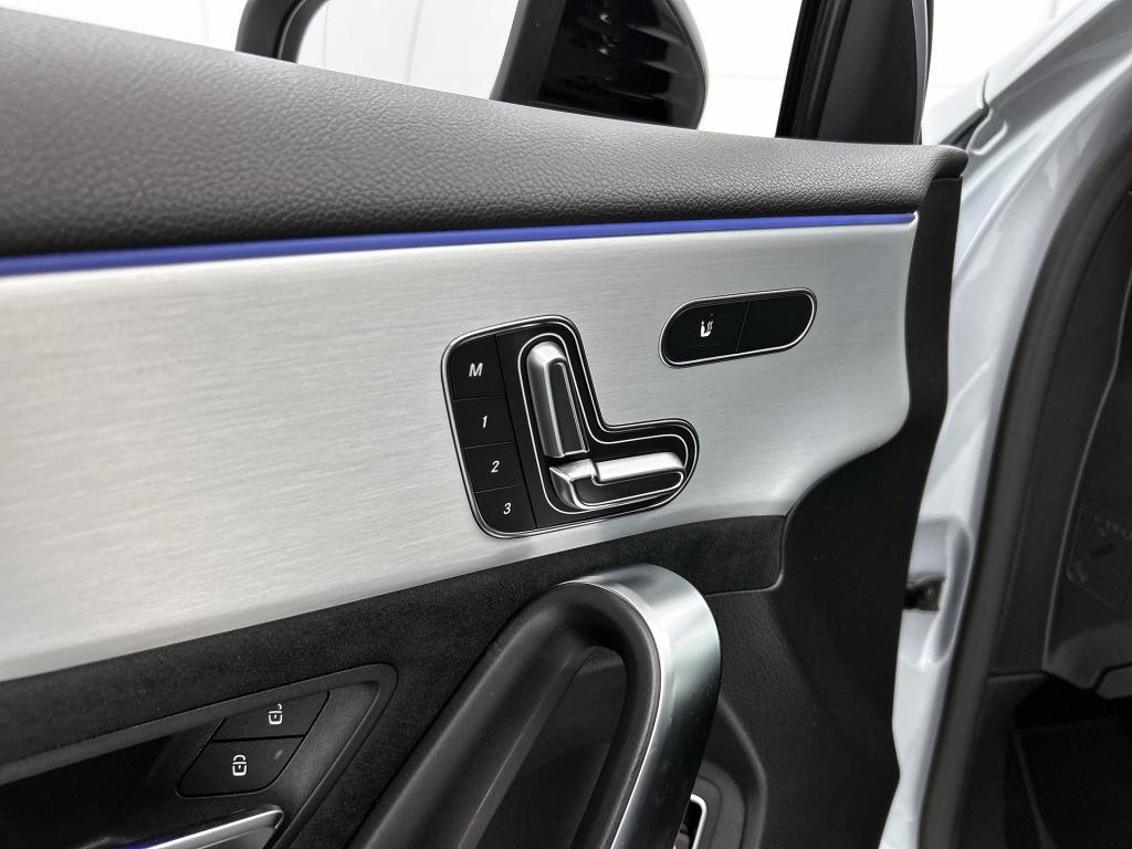 Mercedes-Benz A-Klasse 250 e business solution amg | nightpakket | amg line