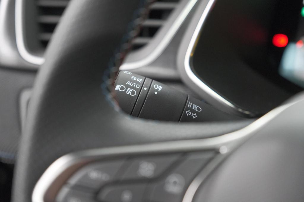 Renault Captur 1.8 e-tech full hybrid 160 esprit alpine | rondom camerazich