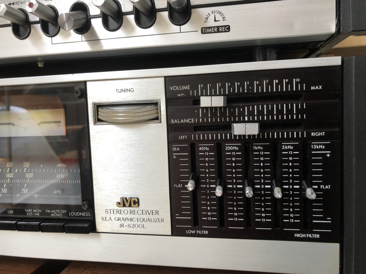 Werkelijk schitterende stereo set, dit is echte kwaliteit.