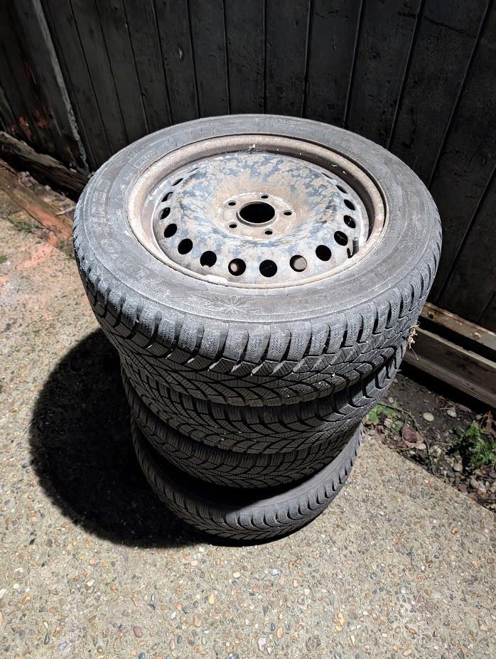 Winterbanden met stalen velgen