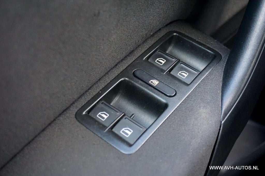 Volkswagen Polo 1.2 tsi highline