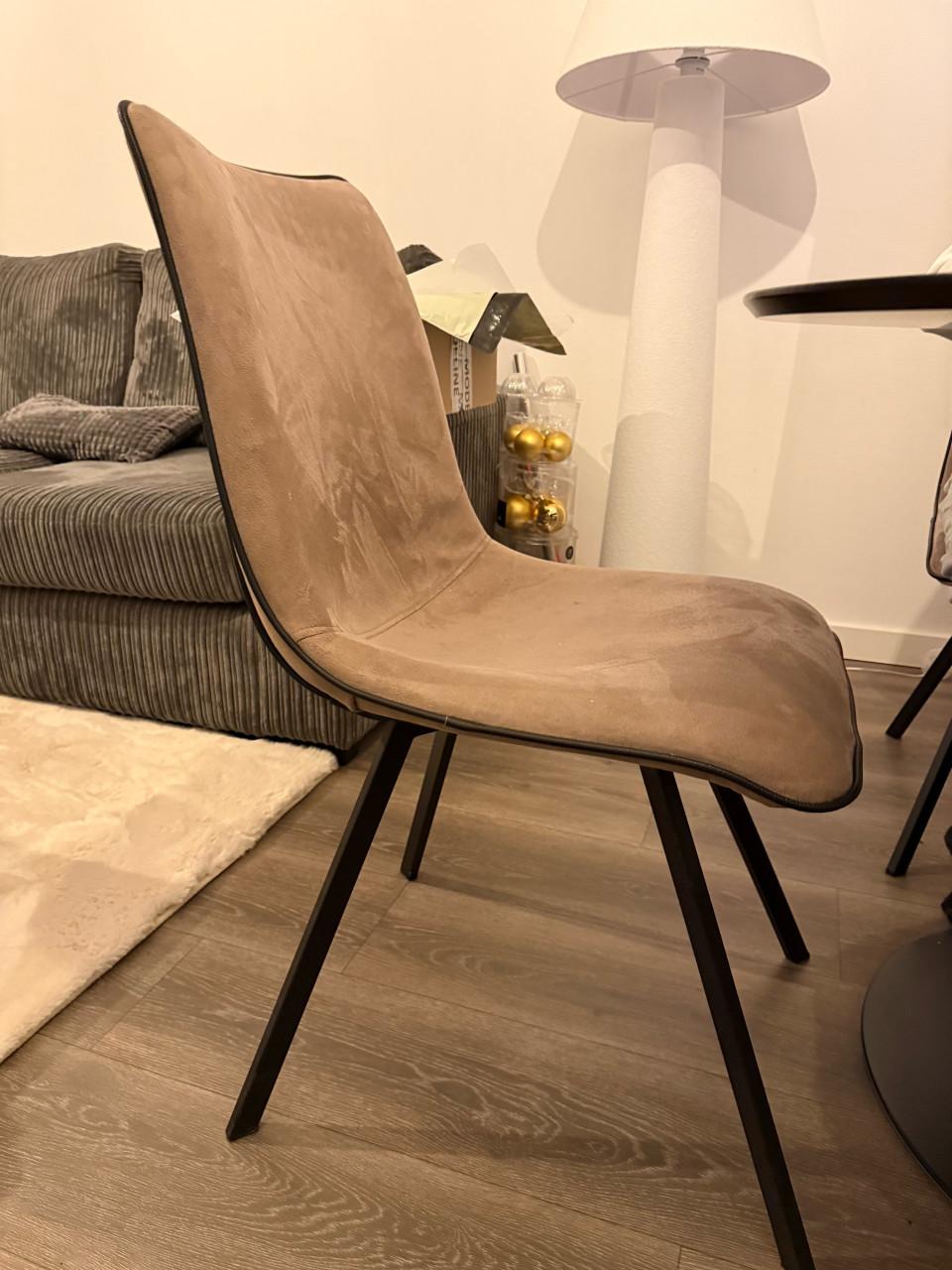 Eetkamer stoelen “Taupe”
