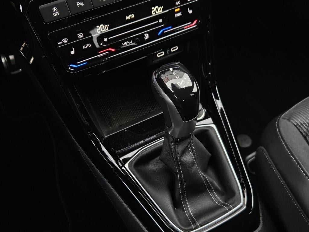 Volkswagen T-cross 1.5 tsi r-line | carplay | stoelverw.