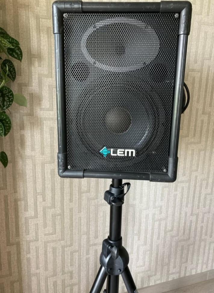 2 x LEM LPS10A Actieve Luidsprekers