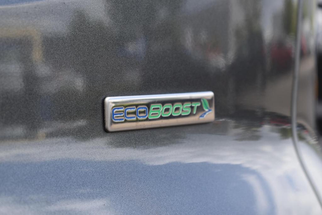 Ford Focus wagon 1.0 titanium edition | wegklapbare trekhaak | climate cont