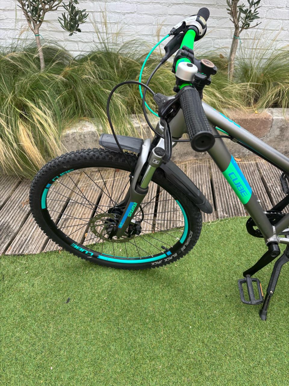 Cube Acid Race 24 inch
