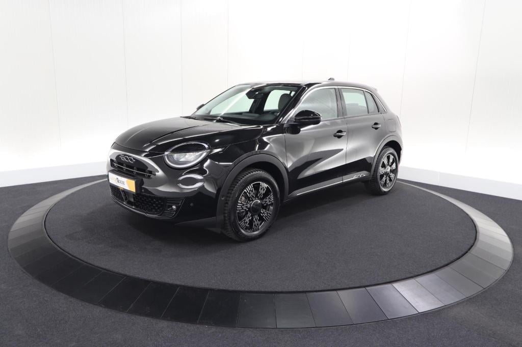 Fiat 600 1.2 hybrid 110 urban | camera | dodehoekdetectie | keyless | apple