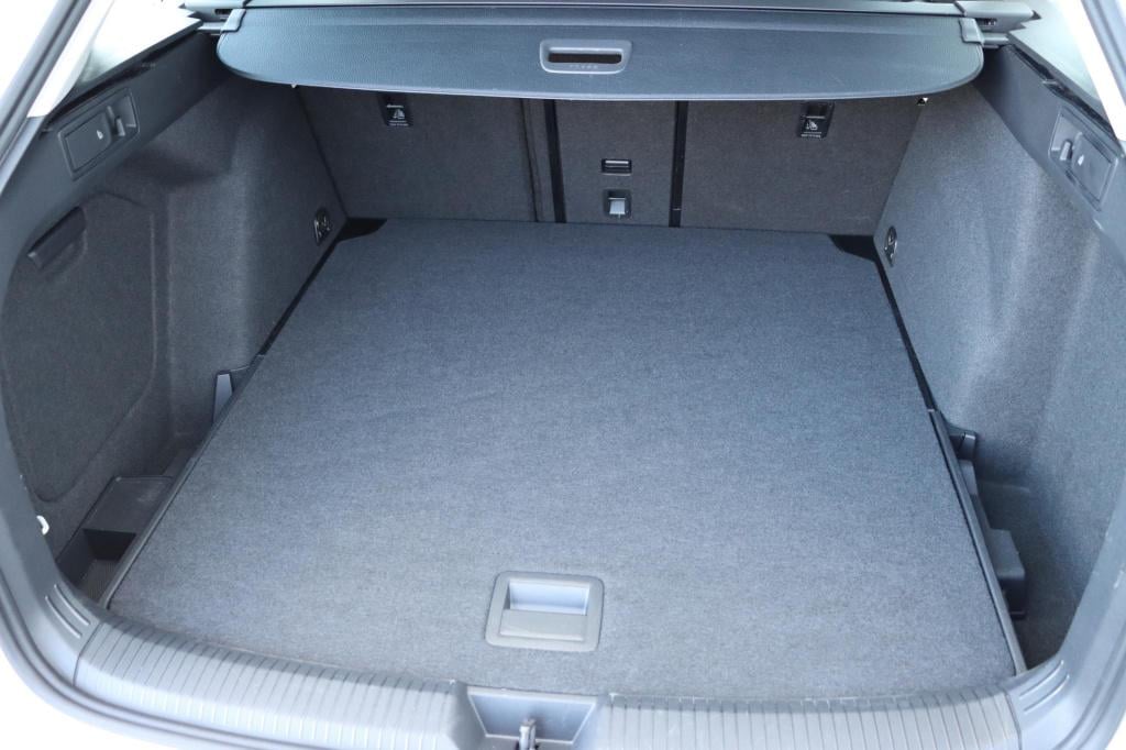 Volkswagen Golf variant 1.0 tsi life business 110pk
