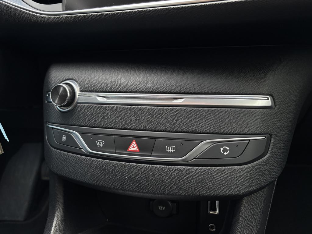 Peugeot 308 1.2 puretech active/ trekhaak