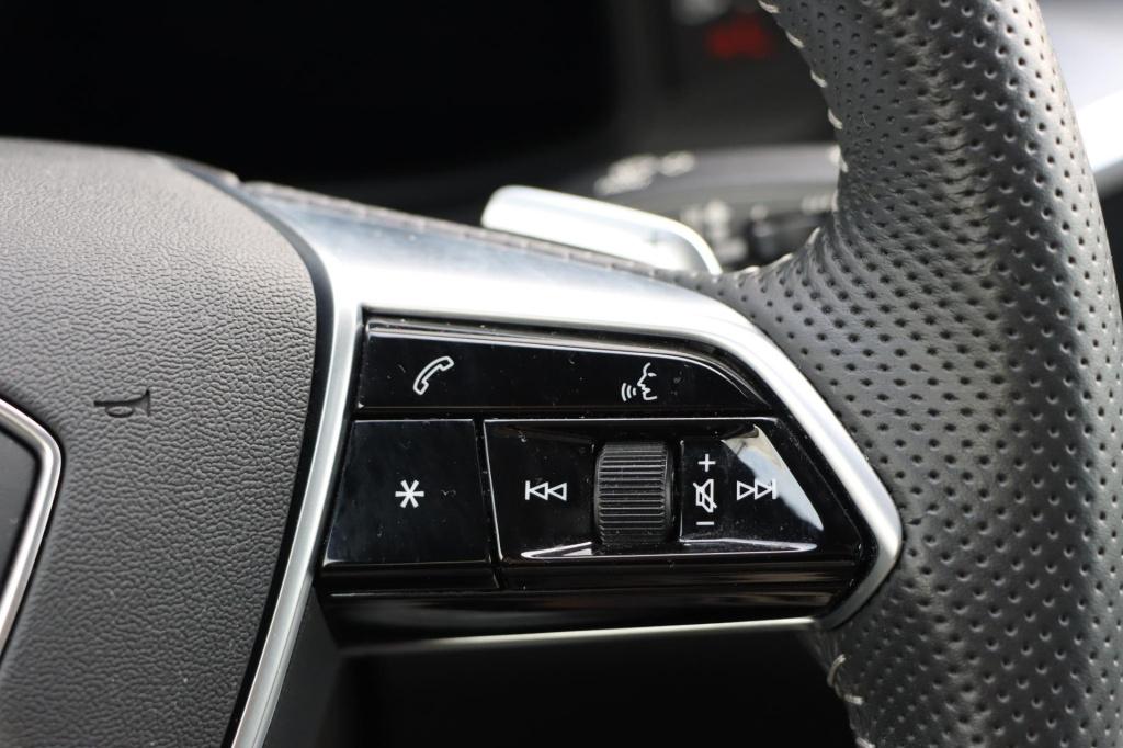 Audi A6 avant 55 tfsi e quattro competition 367pk s-tronic