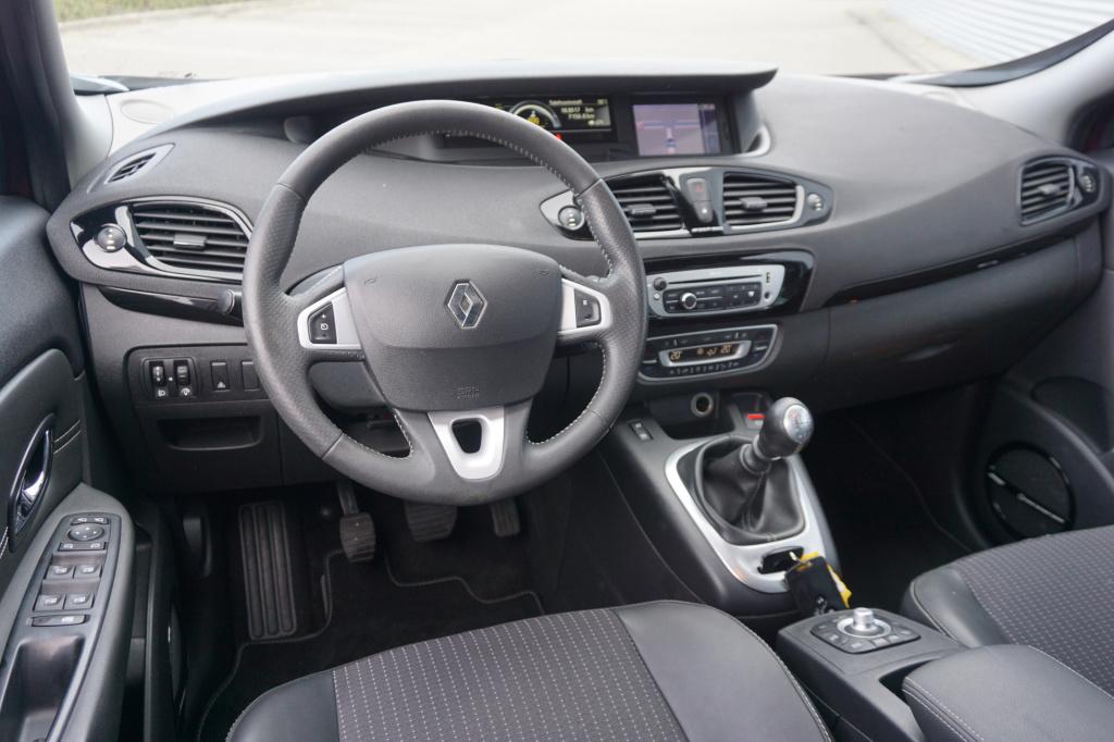 Renault Scenic 1.4 tce bose climate / navi / cruise / camera / parkeers. / 