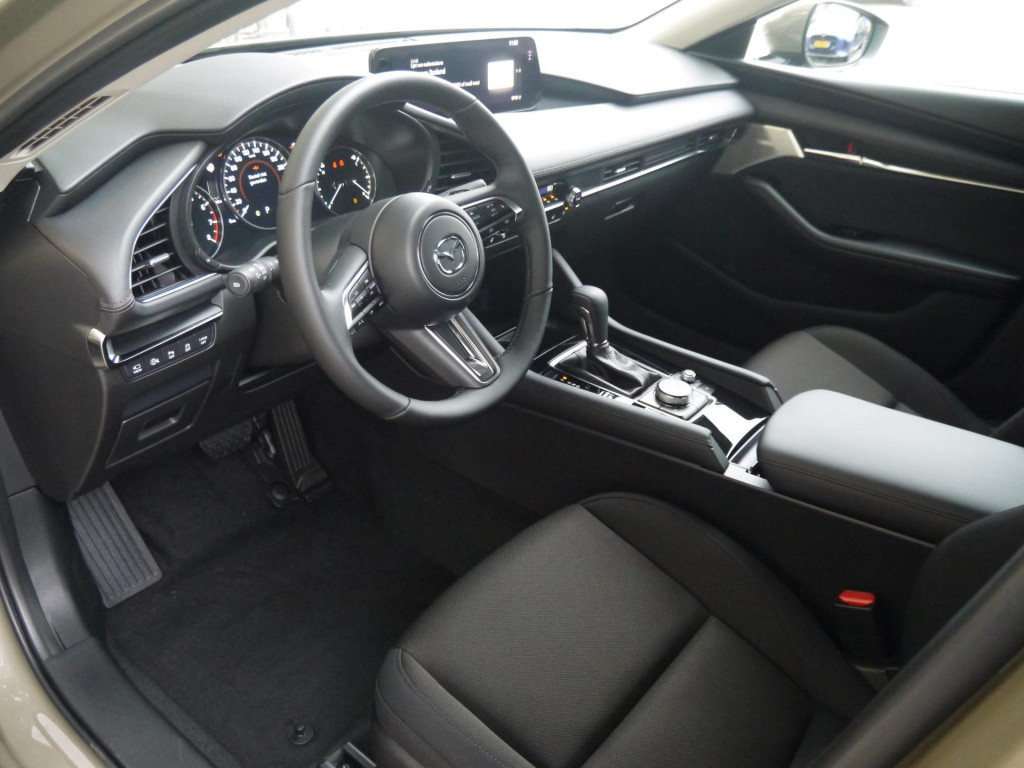 Mazda 3 2.5 e-skyactiv-g m hybrid 140 exclusive-line sedan