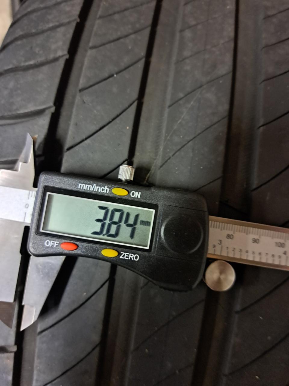 4x Michelin Primacy4  225/50R17 zomerband