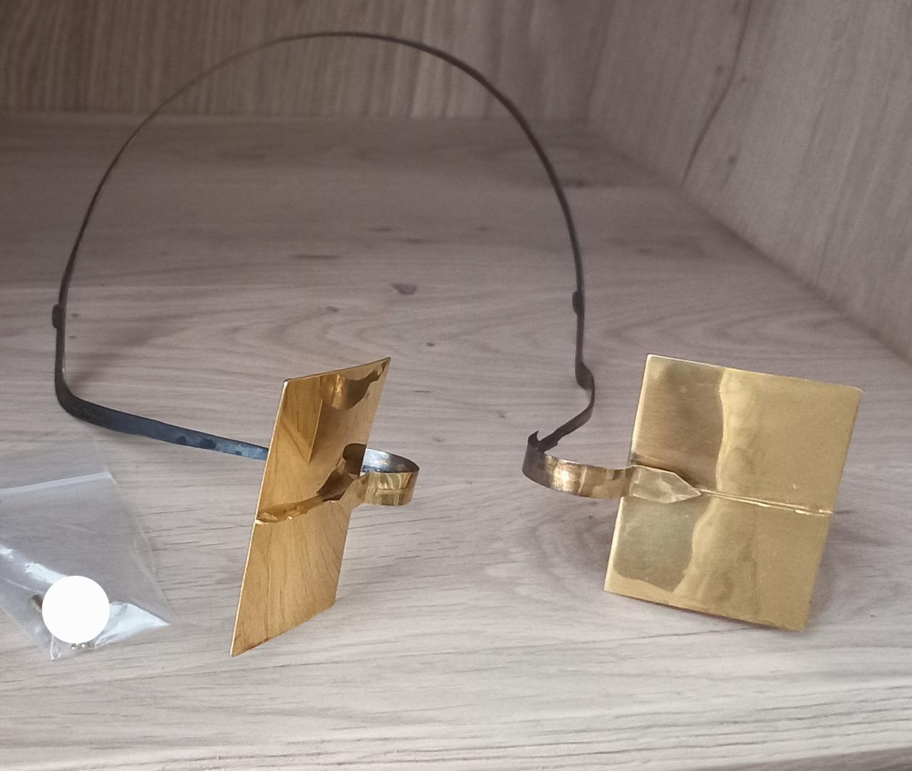 Stikken van Zuid-Bevelandse klederdracht