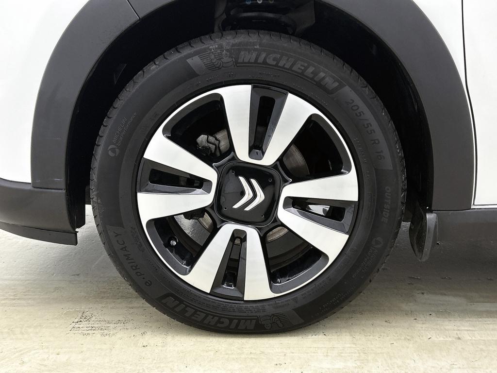 Citroen C3 83 pk shine | rijklaar | stoelverwarming | lm velgen | apple car