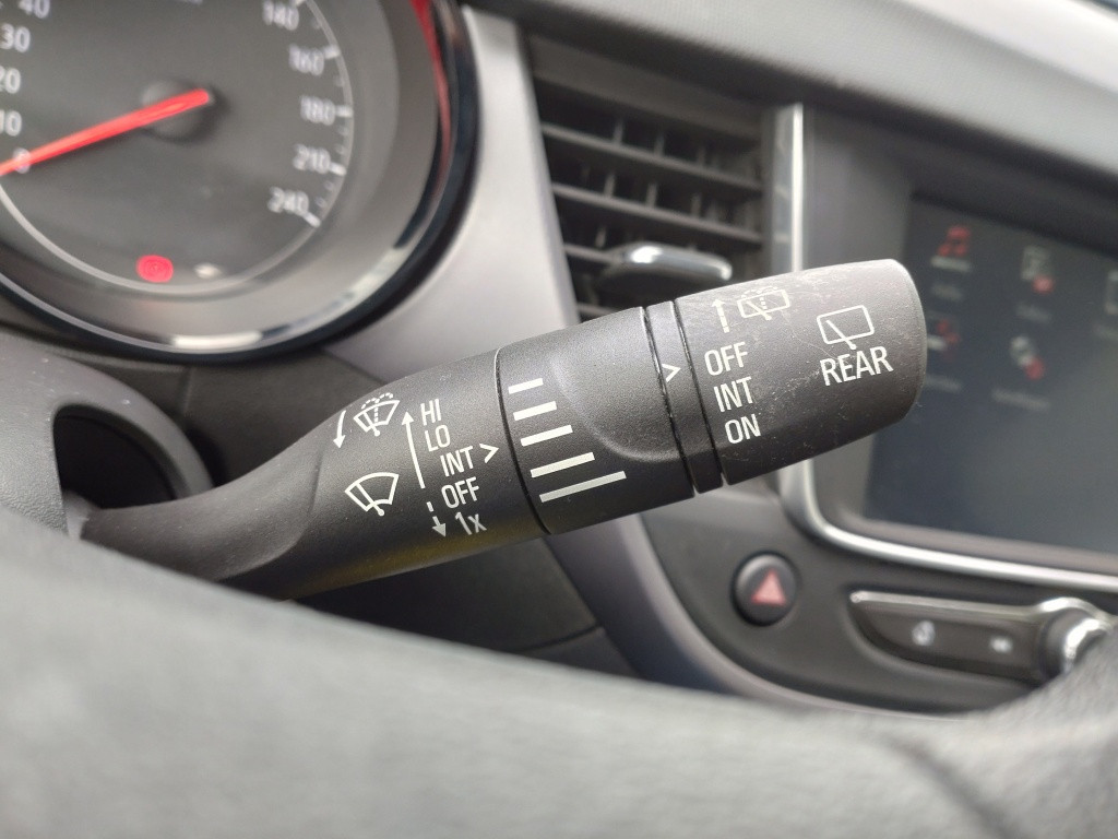 Opel Crossland X 1.2 online edition