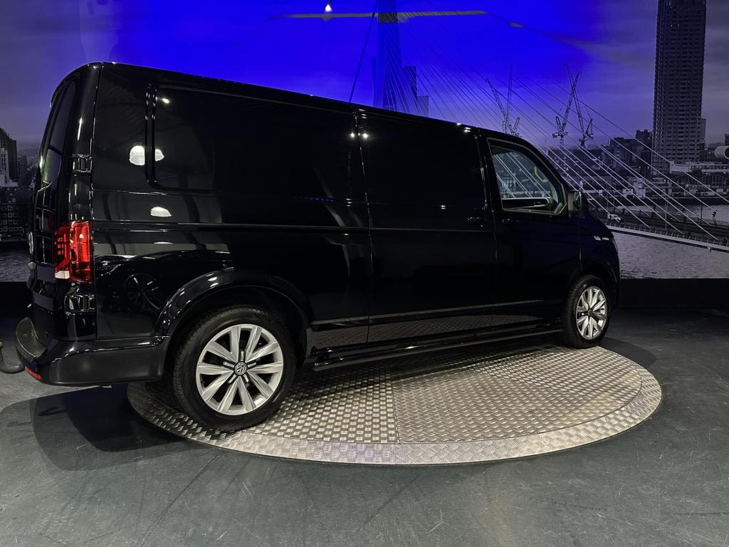 Volkswagen Transporter 2.0 tdi l2h1 30 bulli *led*camera*trekhaak*
