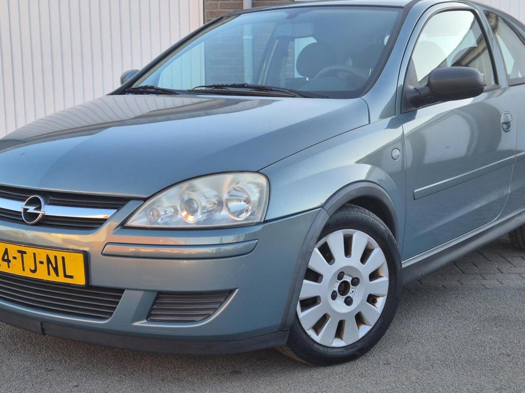 Opel Corsa 1.2-16v silverline / origineel nl / airco