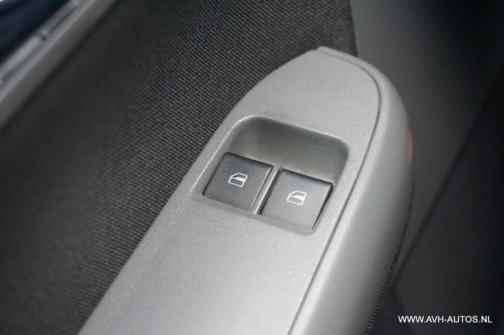 Seat Ibiza 1.6-16v freestyle