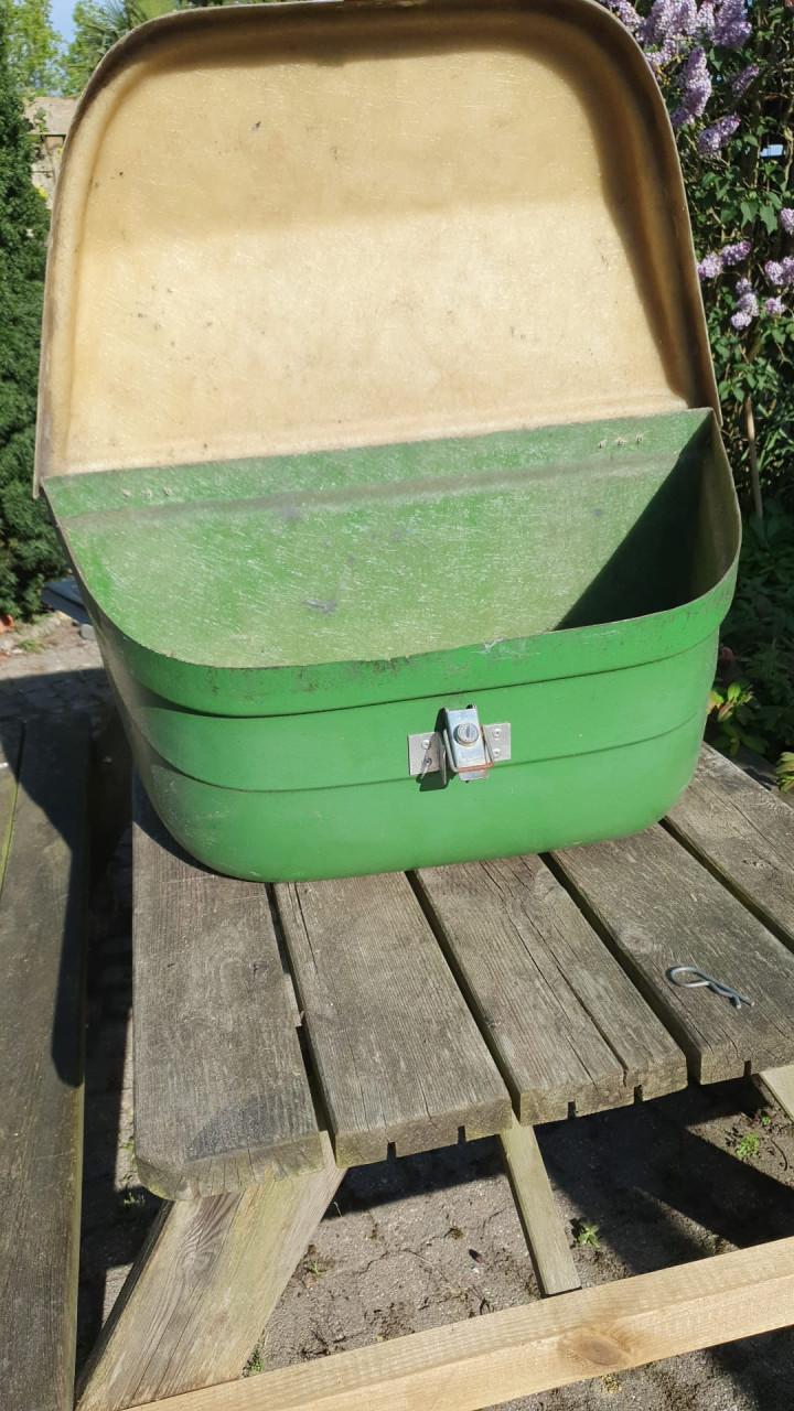 Disselbak / Disselkist voor aanhanger polyester