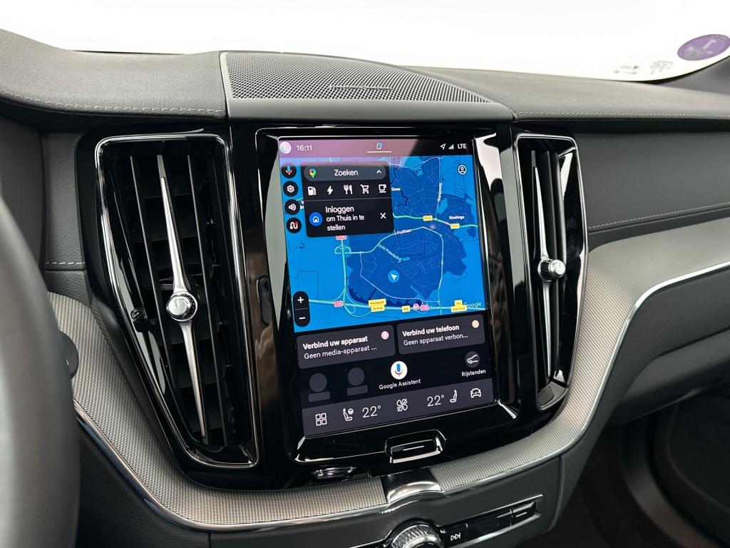 Volvo XC60 t6 398pk recharge ultra dark| pano| luchtvering| hud| 360camera