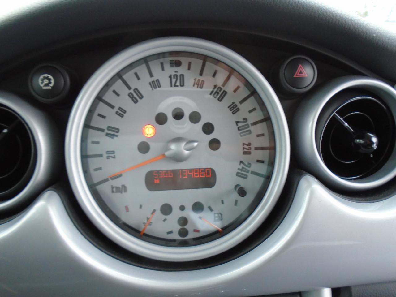 Mini 1.6 Cooper Chili