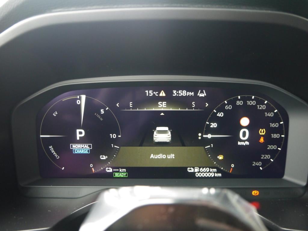 Mitsubishi Outlander 2.4 phev intense+