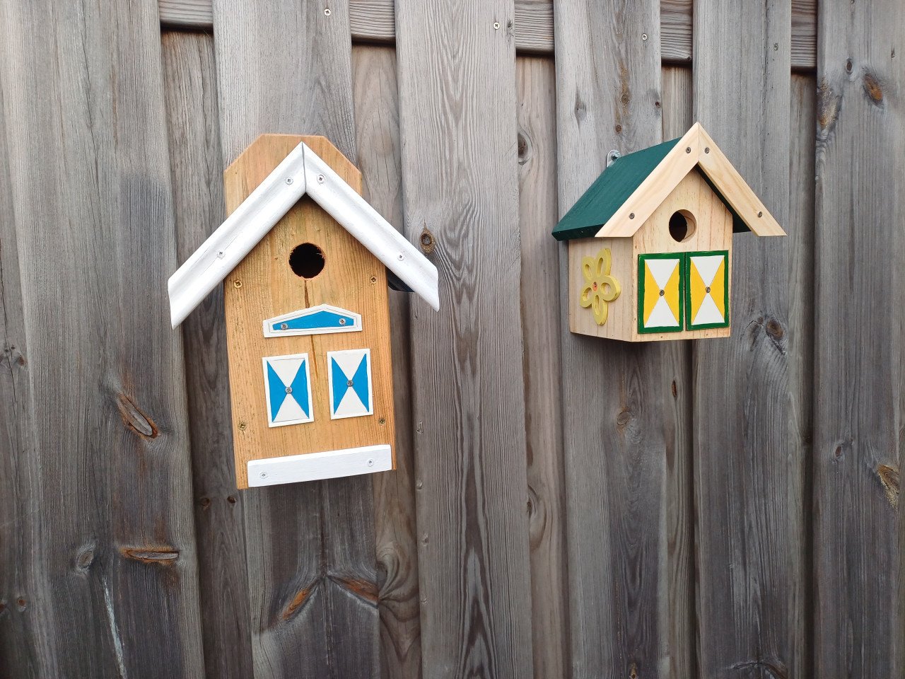 Vlinderkastjes , Nestkastjes en Vogel-Huisjes te Koop [ zie foto's ]