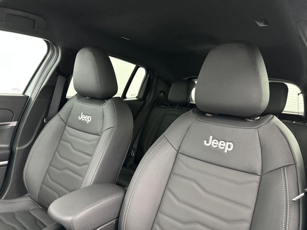 Jeep Avenger 1.2 e-hybrid summit | hoge korting | voorraadvoordeel € 7.000,